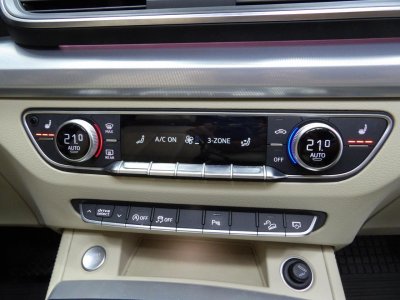 Audi Q5 Quattro 20 TDI - 190 - BV S-tronic  2017 Design Luxe PHASE 1   - 27