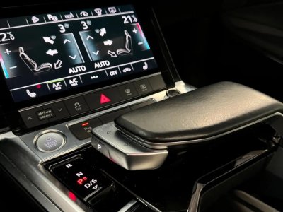 Audi e-tron SPORTBACK QUATTRO 408 SLINE   - 10