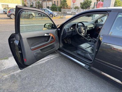 Audi A3 19 TDI DPF - 105 Ambition Luxe Gps + Radar AR   - 17
