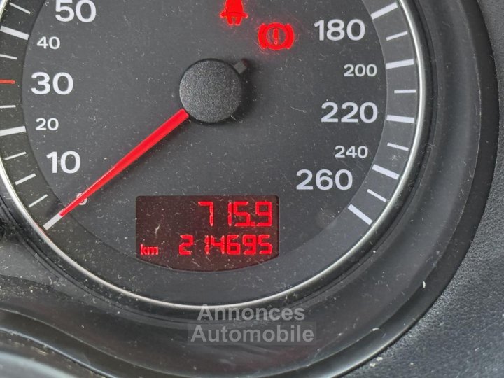 Audi A3 19 TDI DPF - 105 Ambition Luxe Gps + Radar AR - 29