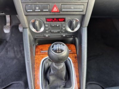 Audi A3 19 TDI DPF - 105 Ambition Luxe Gps + Radar AR   - 32
