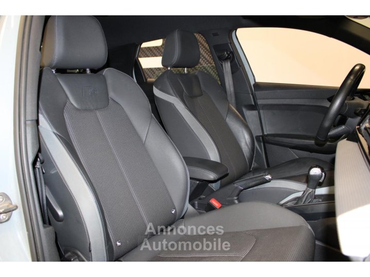 Audi A1 Sportback 10 30 TFSI 110 BV S-Tronic S line Entretien CarPlay - 10