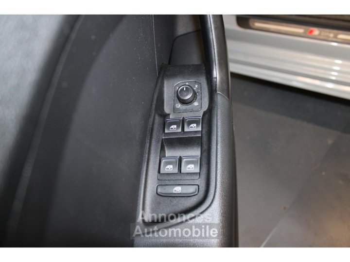 Audi A1 Sportback 10 30 TFSI 110 BV S-Tronic S line Entretien CarPlay - 16