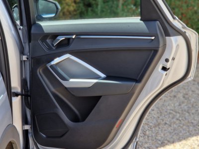 Audi Q3 35 TDI 150 ch S tronic 7 Design   - 24
