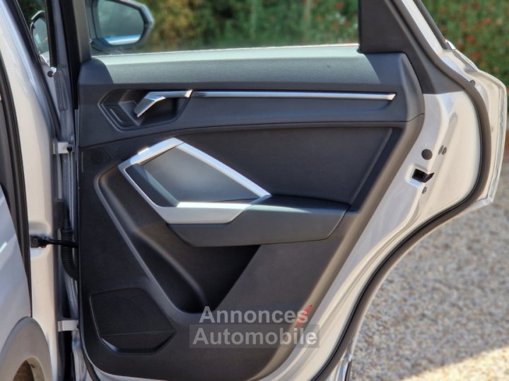 Audi Q3 35 TDI 150 ch S tronic 7 Design - 24