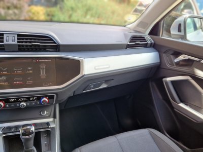Audi Q3 35 TDI 150 ch S tronic 7 Design   - 32