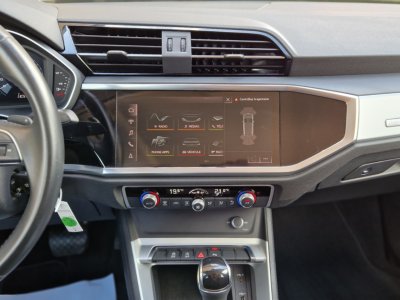 Audi Q3 35 TDI 150 ch S tronic 7 Design   - 33
