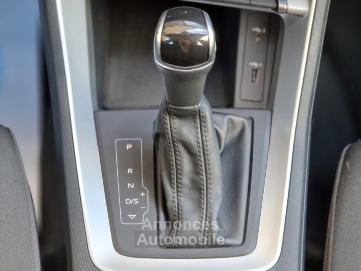 Audi Q3 35 TDI 150 ch S tronic 7 Design - 44