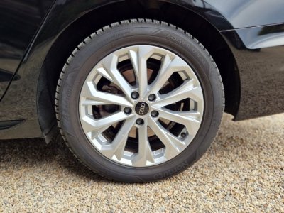 Audi A4 Avant 35 TDI 163 S tronic 7 Business Line   - 48