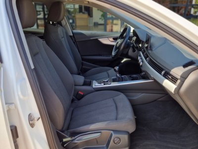 Audi A4 Avant 20 TDI ultra 150 CH TOIT OUV   - 11