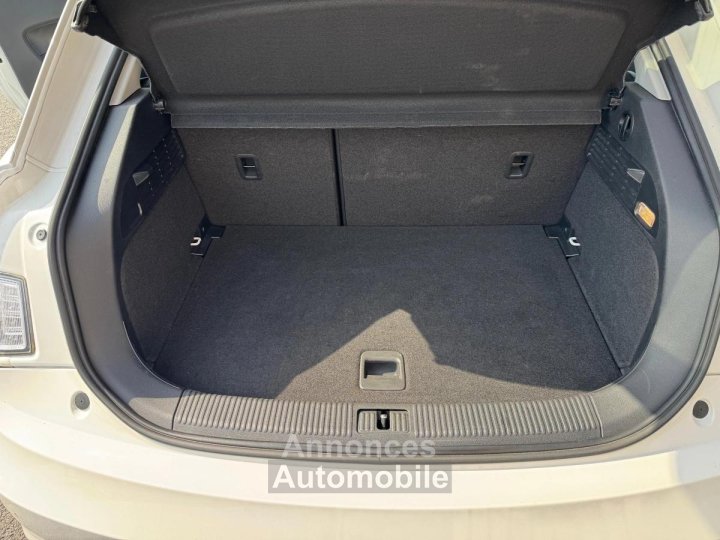 Audi A1 14 TFSI 125ch AMBITION Phares xenon radar recul - 15