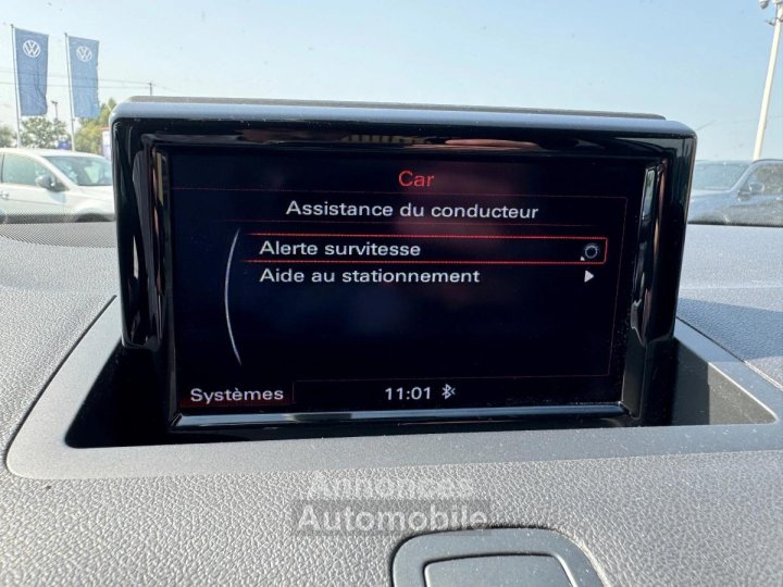 Audi A1 14 TFSI 125ch AMBITION Phares xenon radar recul - 23