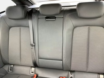 Audi A6 Avant 40 TDI 204 ch S tronic 7 S line   - 9