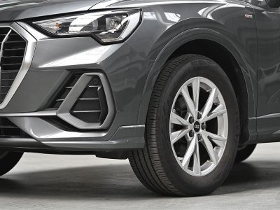 Audi Q3 35 TFSI 150 ch S tronic 7 S line   - 2