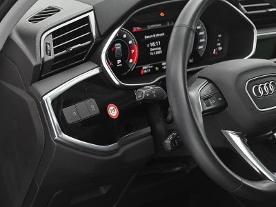 Audi Q3 35 TFSI 150 ch S tronic 7 S line   - 7