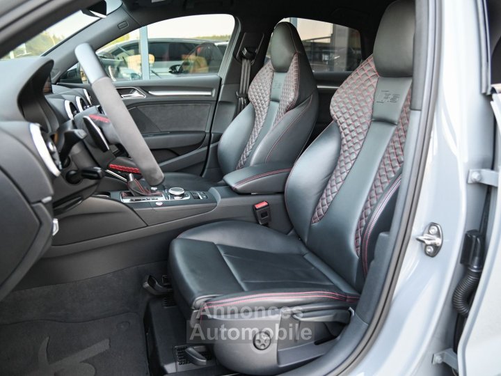 Audi RS3 Limousine 25 TFSI RS-Sitze - 13