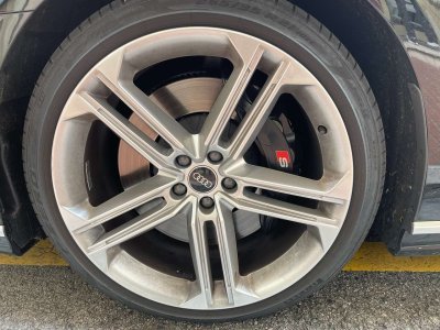 Audi S8 Plus V8 40 TFSI   - 2