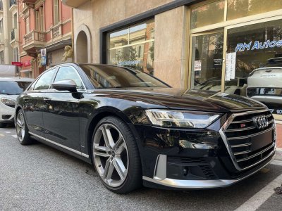 Audi S8 Plus V8 40 TFSI   - 5