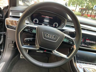 Audi S8 Plus V8 40 TFSI   - 7