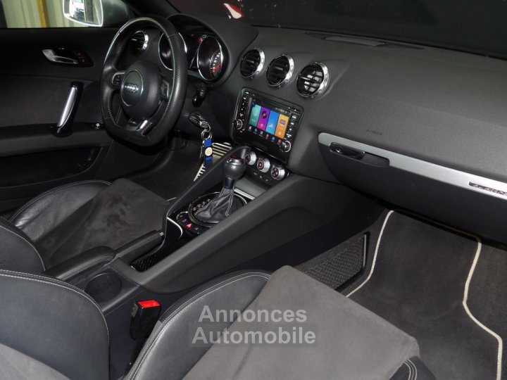 Audi TT RS Coupé Quattro 25 TFSi - BV S-tronic COUPE - 32
