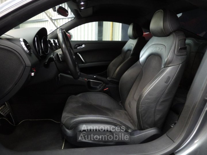 Audi TT RS Coupé Quattro 25 TFSi - BV S-tronic COUPE - 54