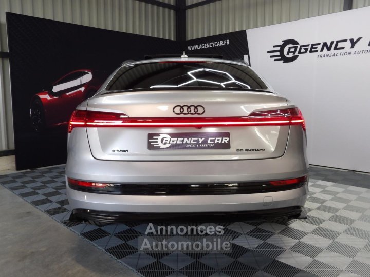 Audi e-tron Q8 AVUS SPORTBACK QUATTRO 55 - 19