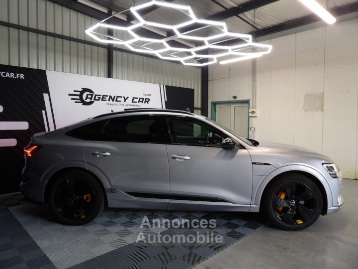 Audi e-tron Q8 AVUS SPORTBACK QUATTRO 55 - 22