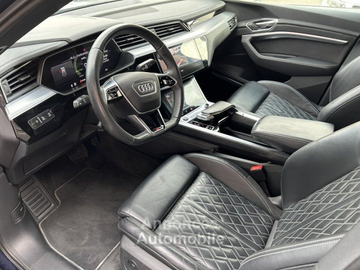 Audi e-tron SPORTBACK 55 408CH E-QUATTRO - 18
