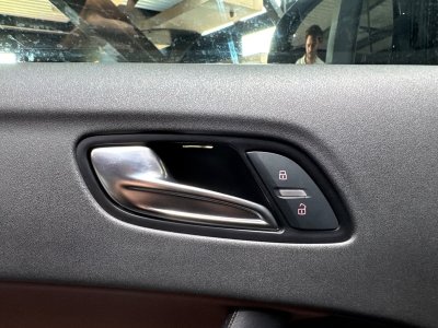 Audi TT 20 TFSI 211 Quattro S line S tronic 6   - 24