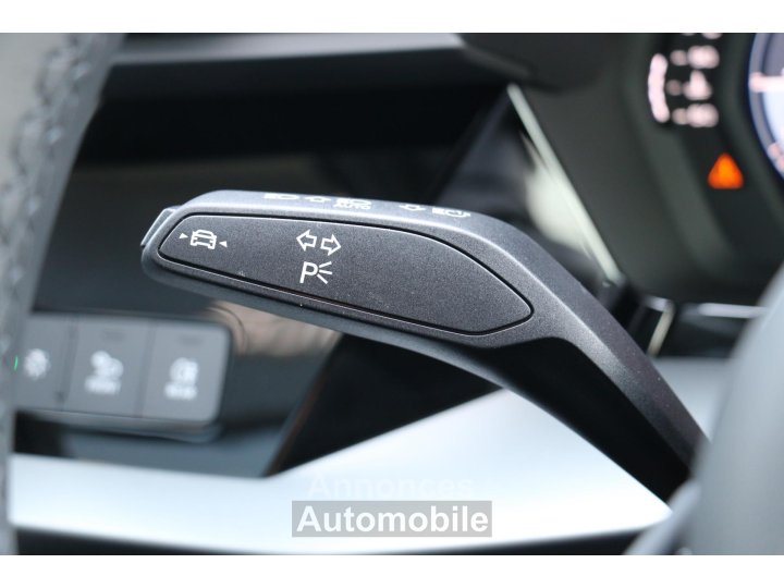 Audi A3 Sportback 15 30 TFSI 116 S-Tronic 7 Advanced Edition - 32