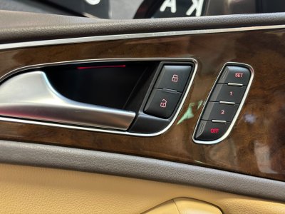 Audi A6 V6 30 TDI DPF 204 Avus Multitronic A   - 30