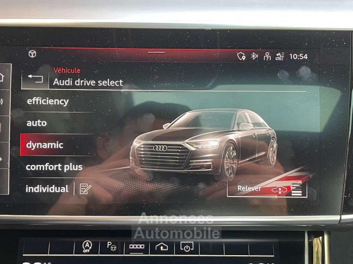 Audi S8 Plus V8 40 TFSI - 23