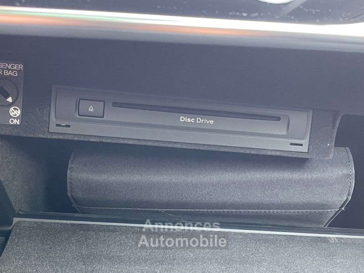 Audi S8 Plus V8 40 TFSI - 27