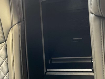 Audi S8 Plus V8 40 TFSI   - 30