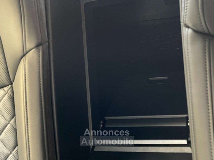 Audi S8 Plus V8 40 TFSI - 30