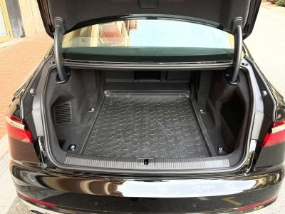 Audi S8 Plus V8 40 TFSI   - 33