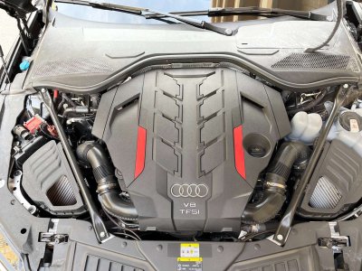 Audi S8 Plus V8 40 TFSI   - 34