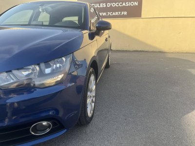 Audi A1 16 TDI 105 AMBIENTE   - 12