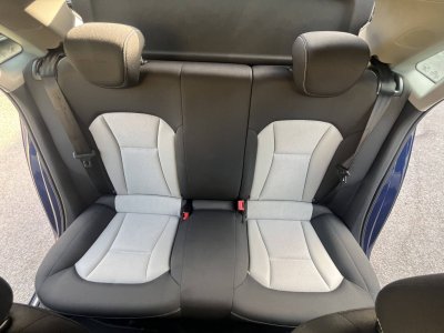 Audi A1 16 TDI 105 AMBIENTE   - 22