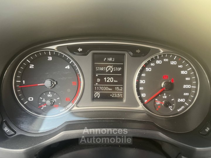 Audi A1 16 TDI 105 AMBIENTE - 25