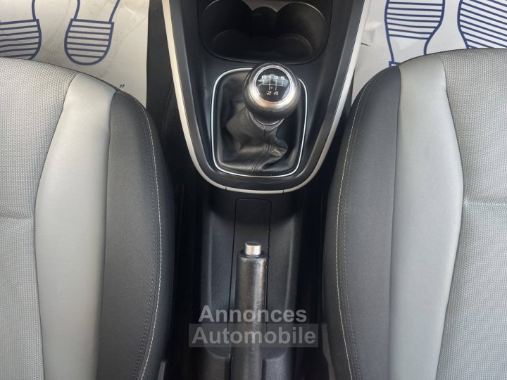 Audi A1 16 TDI 105 AMBIENTE - 28