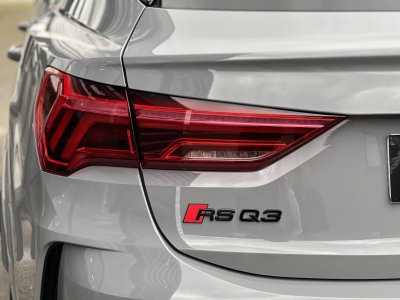 Audi RS Q3 Spb 25 TFSI 400ch quattro S tronic 7   - 12