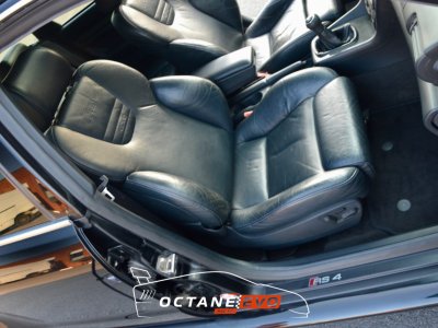 Audi RS4 B5 ABT – Version Suisse Full Black   - 32
