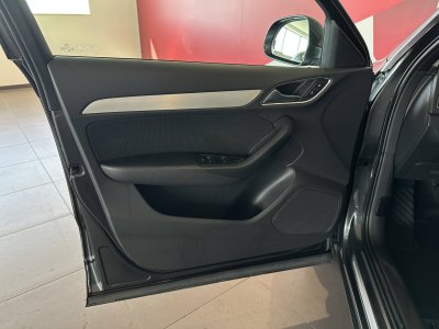 Audi Q3 14 TFSI COD 150 ch S tronic 6 S line   - 9