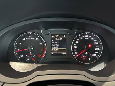 Audi Q3 14 TFSI COD 150 ch S tronic 6 S line   - 27