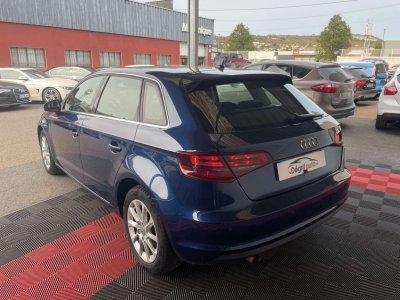 Audi A3 16 TDI 105 Attraction   - 8