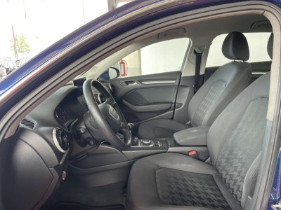 Audi A3 16 TDI 105 Attraction   - 13