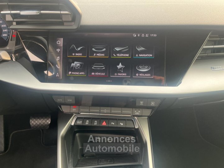 Audi A3 Sportback 15 35 TFSI - 150 - BV S-Tronic 7  8Y Design PHASE 1 - 15