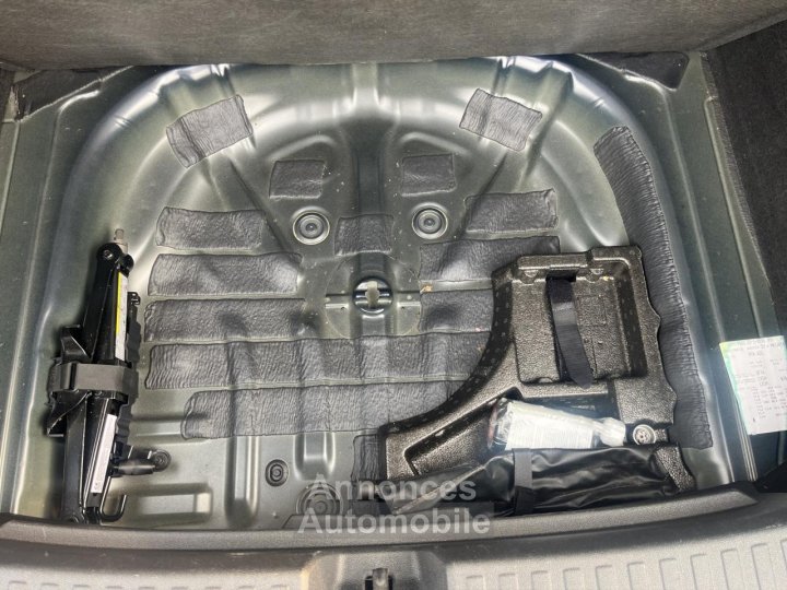 Audi A3 Sportback 15 35 TFSI - 150 - BV S-Tronic 7  8Y Design PHASE 1 - 21