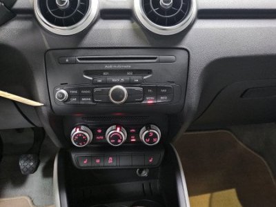 Audi A1 14 TFSI 122CH ATTRACTION   - 14